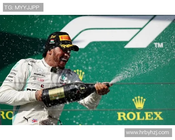 汉密尔顿再度登上F1领奖台全程回顾与精彩瞬间分析